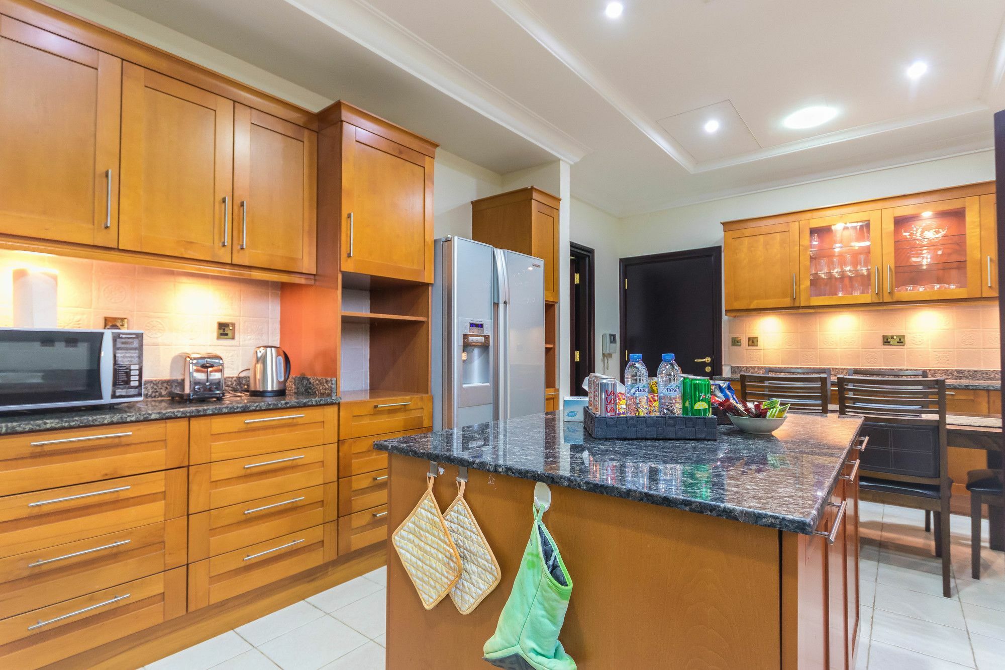 Yanjoon Holiday Homes - Palm Jumeirah Frond A Villas Dubai Eksteriør bilde
