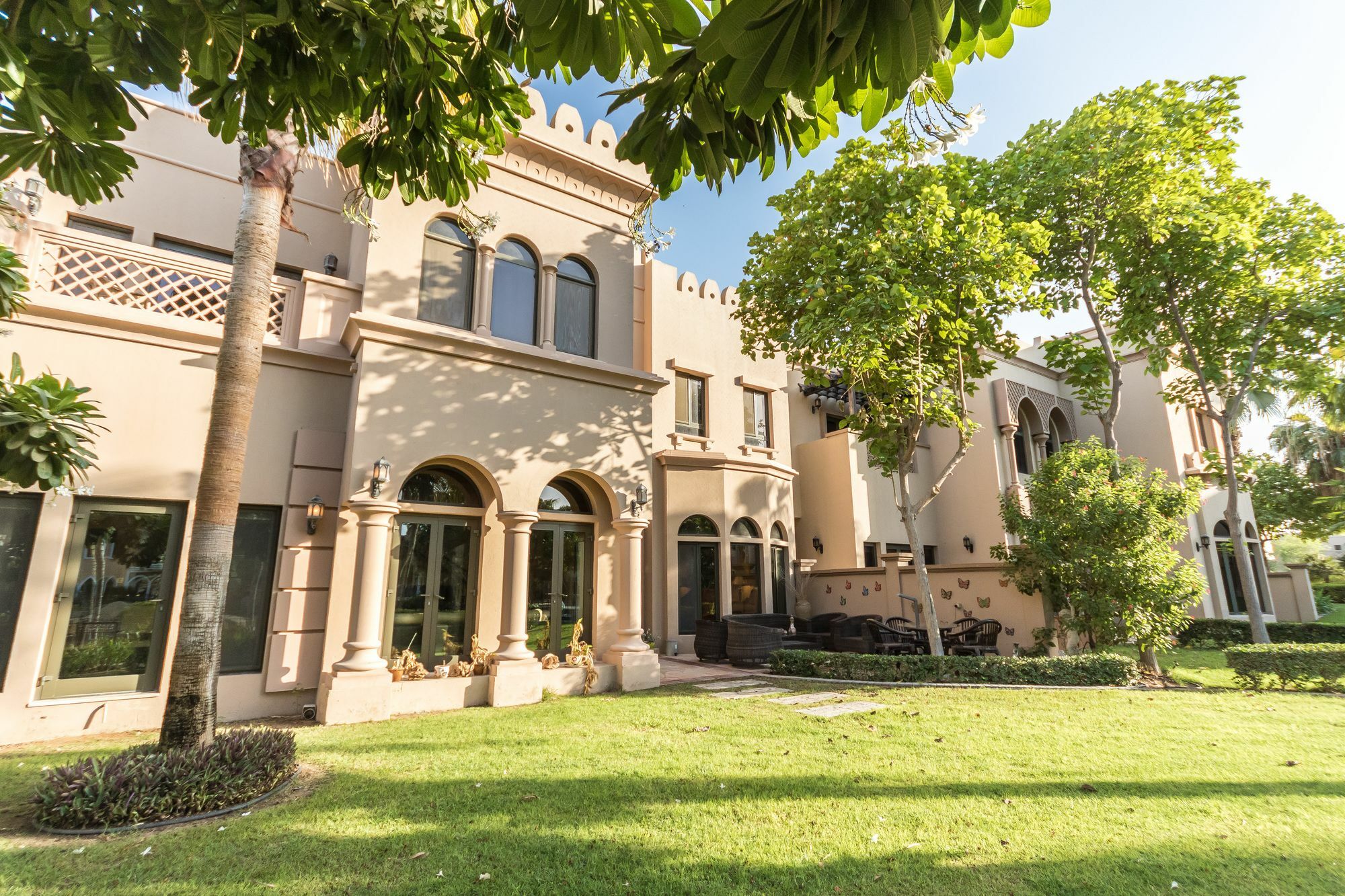 Yanjoon Holiday Homes - Palm Jumeirah Frond A Villas Dubai Eksteriør bilde